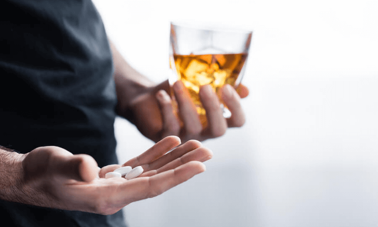 Dangers-of-Mixing-Ativan-and-Alcohol-ativan.us